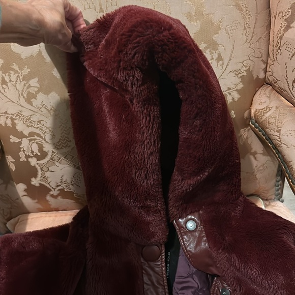 Coolest Trendy Hoodie Faux leather Fur Wine color Designer Jacket Snaps - Picture 7 of 16